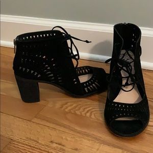 Vince Camuto Heels